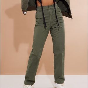 Never worn green cargo pants